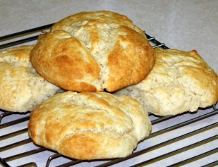 Light Fluffy Biscuits Light Fluffy Biscuits